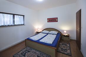 Apartments Bubamara 1398