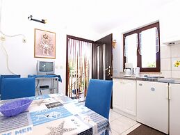 Apartments Bubamara 1398