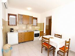 Apartments Marisa 981