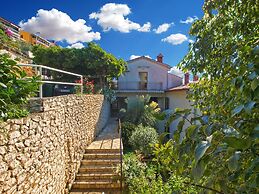 Apartments Marisa 981