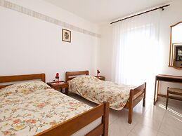 Apartments Marisa 981