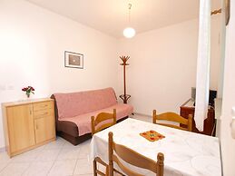 Apartments Marisa 981