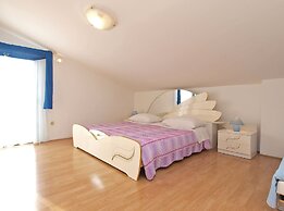 Apartments Lean 1048