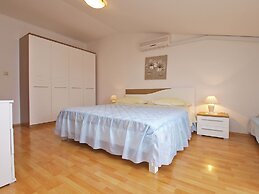 Apartments Lean 1048