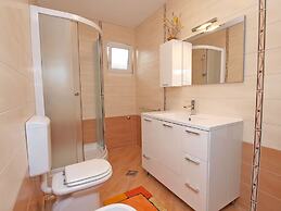 Apartments Lean 1048