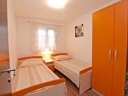 Apartments Lean 1048