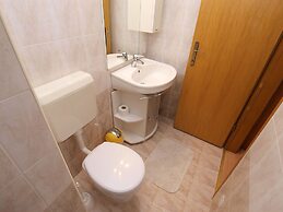 Apartments Lean 1048