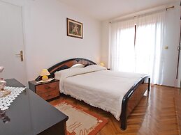 Apartments Lean 1048