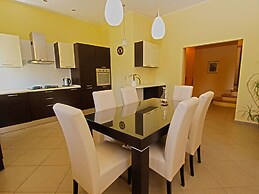 Apartments Milio 1105