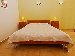 Apartments Milio 1105