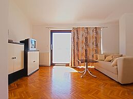 Apartments Milio 1105