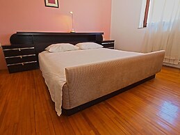 Apartments Milio 1105