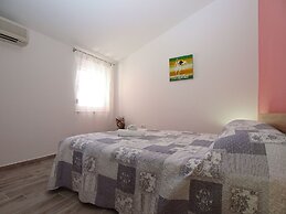 Apartments Orijana 898