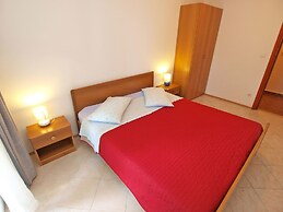 Apartments romano 1099