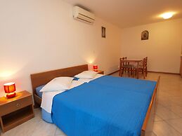 Apartments romano 1099