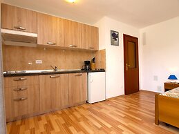 Apartments romano 1099