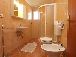 Apartments romano 1099