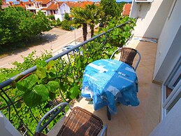 Apartments romano 1099