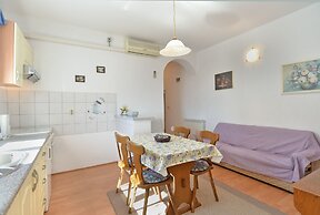 Apartments Lillian 811