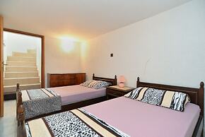 Apartments Lillian 811