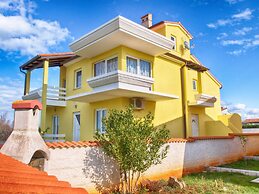 Apartments vesna 1000