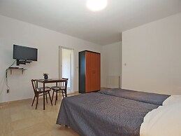 Apartments Grace 718