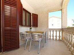 Apartments Grace 718