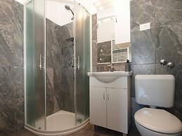 Apartments Grace 718