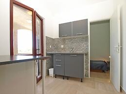 Apartments Grace 718