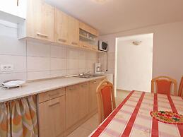 Apartments Ivanka 1056