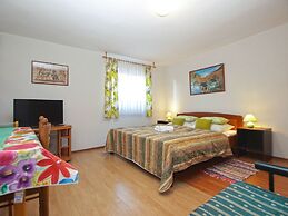 Apartments Jacqueline 1227