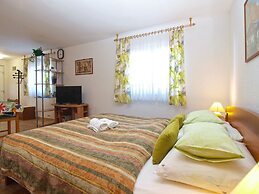 Apartments Jacqueline 1227