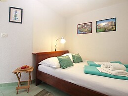 Apartments Jacqueline 1227