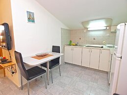 Apartments Lillies 1390