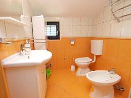 Apartments Lillies 1390