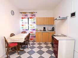 Apartments Lillies 1390