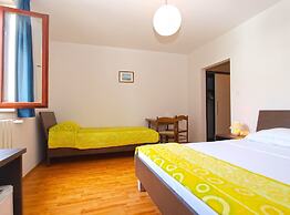 Rooms Ivica 1452