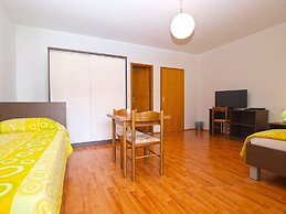 Rooms Ivica 1452