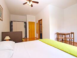Rooms Ivica 1452