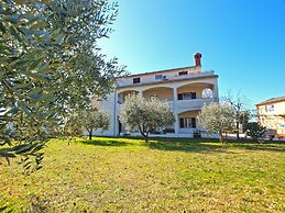 Apartments Blazenka 1270