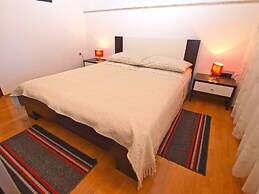 Apartments Blazenka 1270