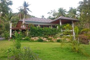 Tropical Season Villa Resort