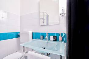 Maqueda Central Suites