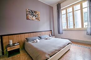 Maqueda Central Suites