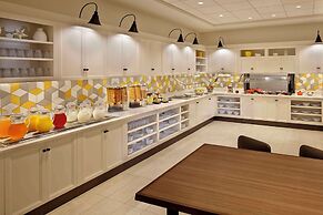 Hyatt Place Warwick / Providence Airport