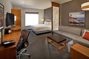 Hyatt Place Warwick / Providence Airport