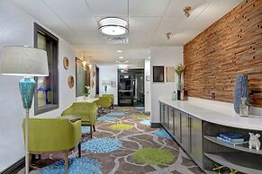 Homewood Suites by Hilton Savannah-North/Airport