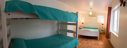 Hostal Casa Aborigen - Hostel