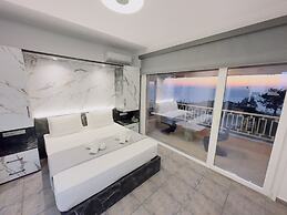 Nikos Apartments