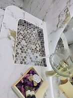 Nikos Apartments